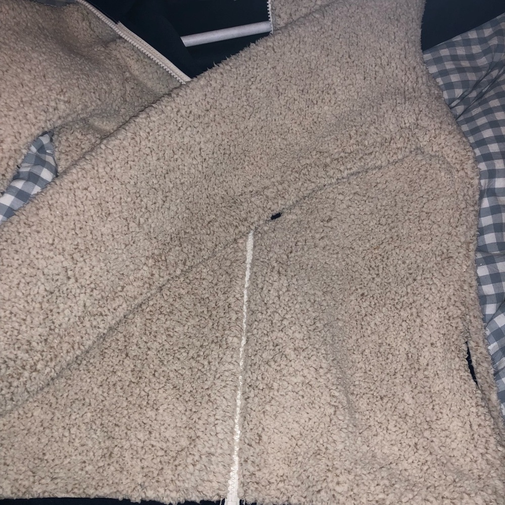 Columbia Jacket - Picture 2 of 6